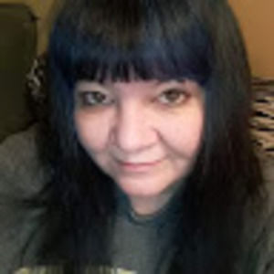 Meet your Posher, Holly